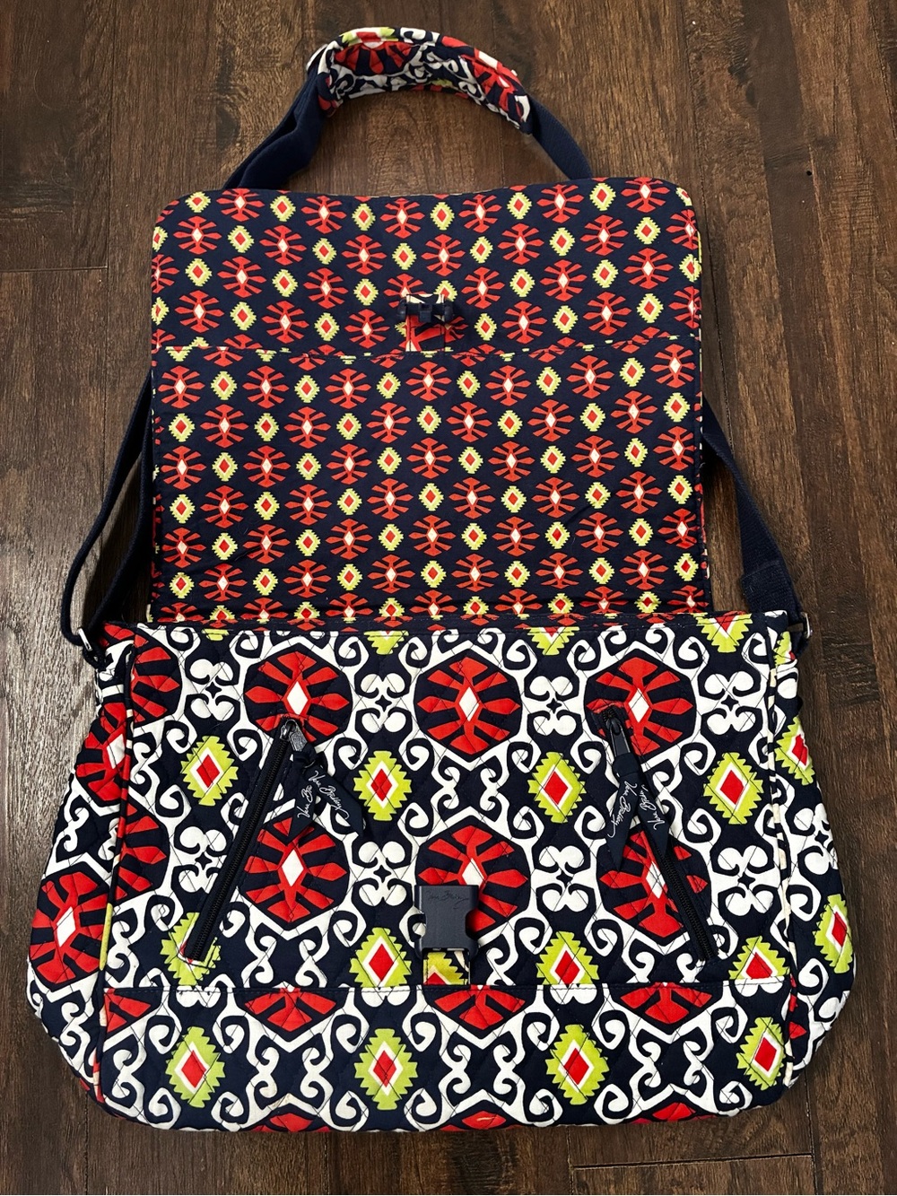Vera Bradley Sun Valley Messenger Bag - Picture 2 of 14